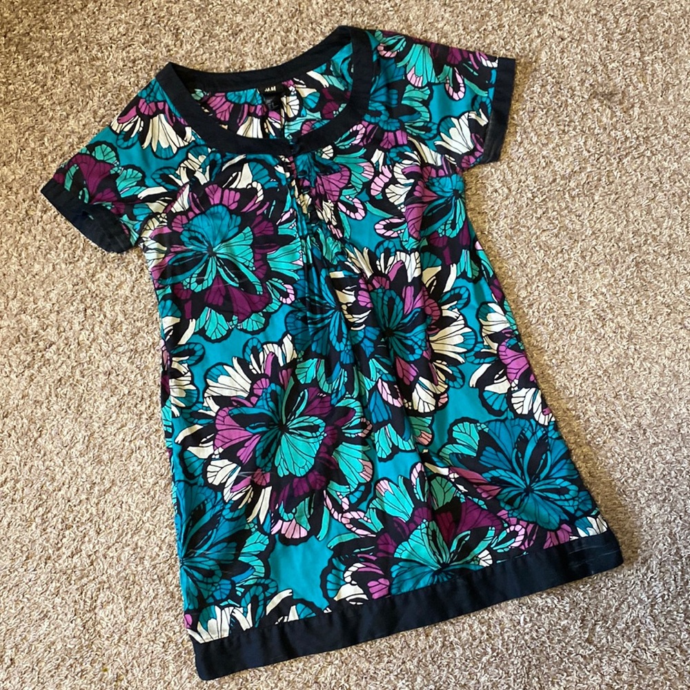 Lightweight 100% cotton tunic/mini dress.